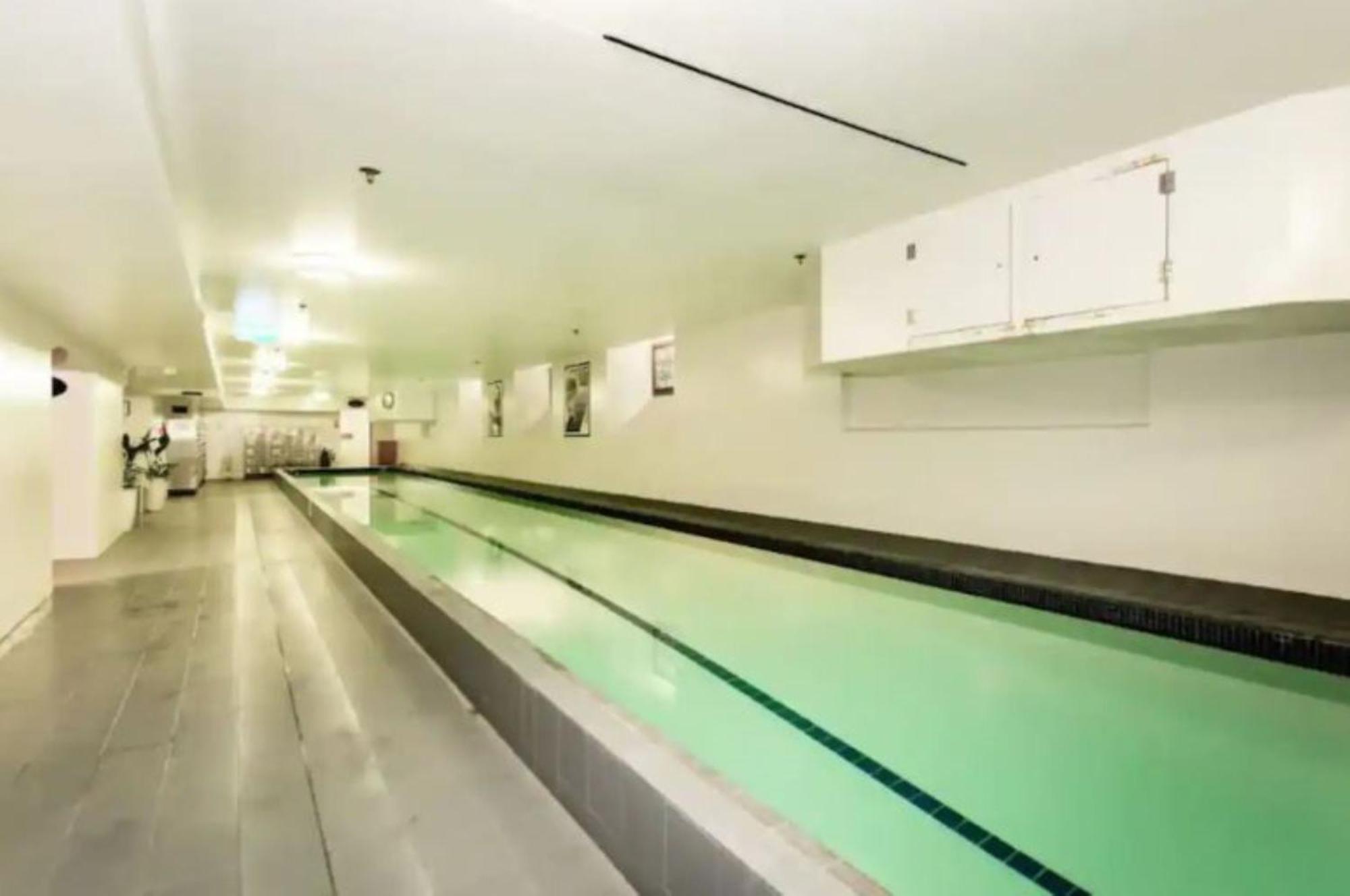 Beauty In The Cbd - 1Bed Free Parking Pool Apartment Christchurch Exterior photo